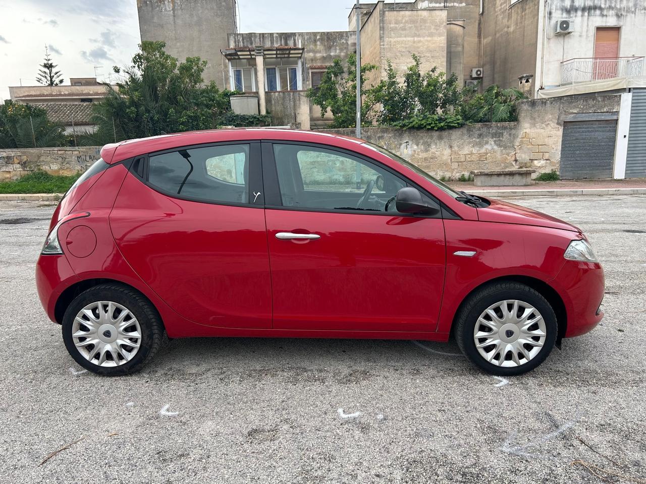 Lancia Ypsilon 1.2 69 CV 5 porte Elle