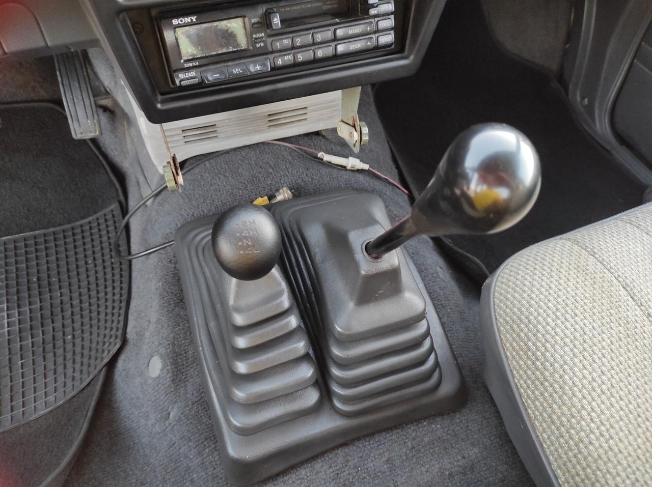 Nissan King Cab 2.5 Diesel - 4x4 GANCIO TRAINO