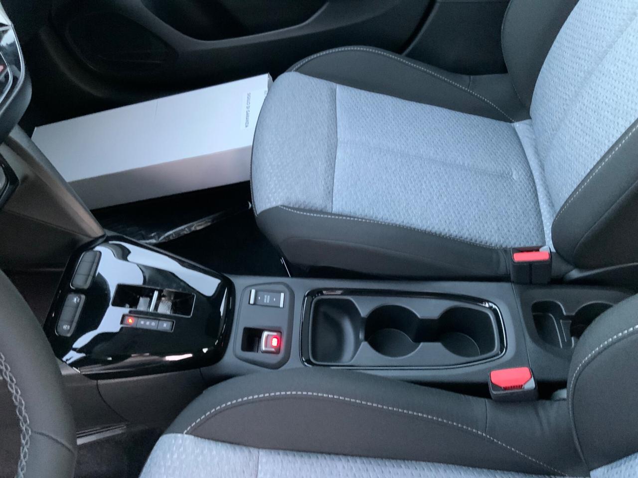 Opel Corsa Hybrid 110 CV aut. Edition