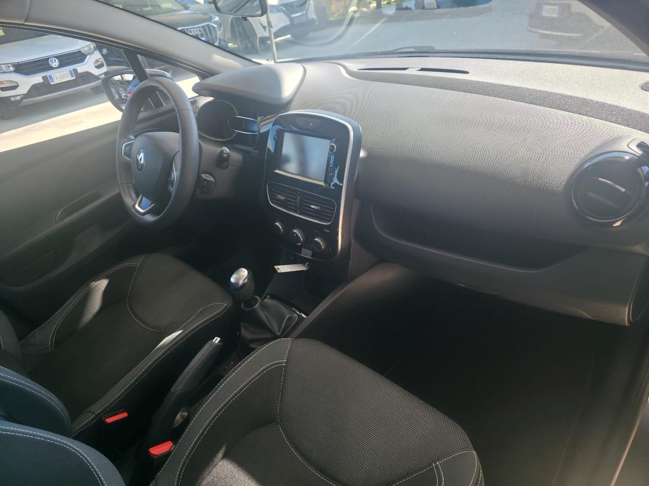 Renault Clio dCi 8V 75 CV 5 porte Moschino Life