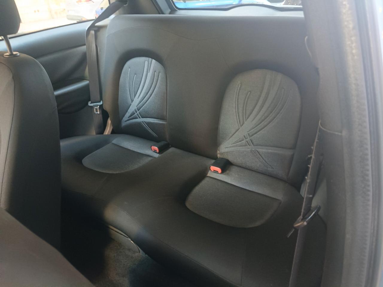 LANCIA YPSILON -IMPECCABILE-NEOPATENTATI-Euro4690-
