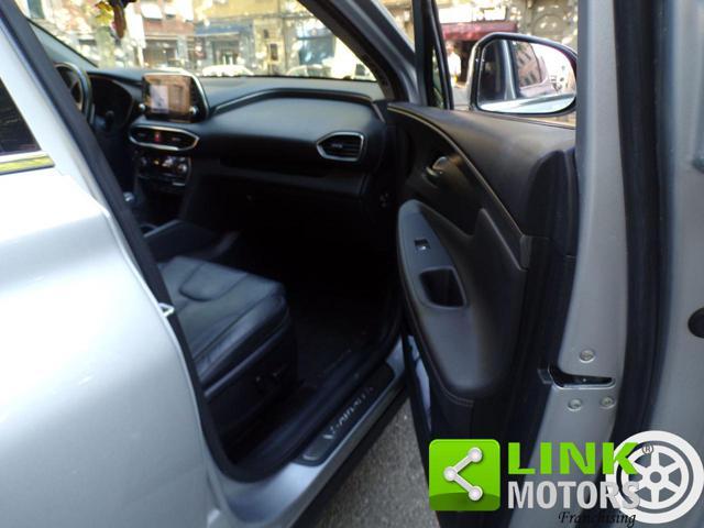 HYUNDAI Santa Fe 2.2 CRDi 4WD A/T 7 posti Xprime con Garanzia