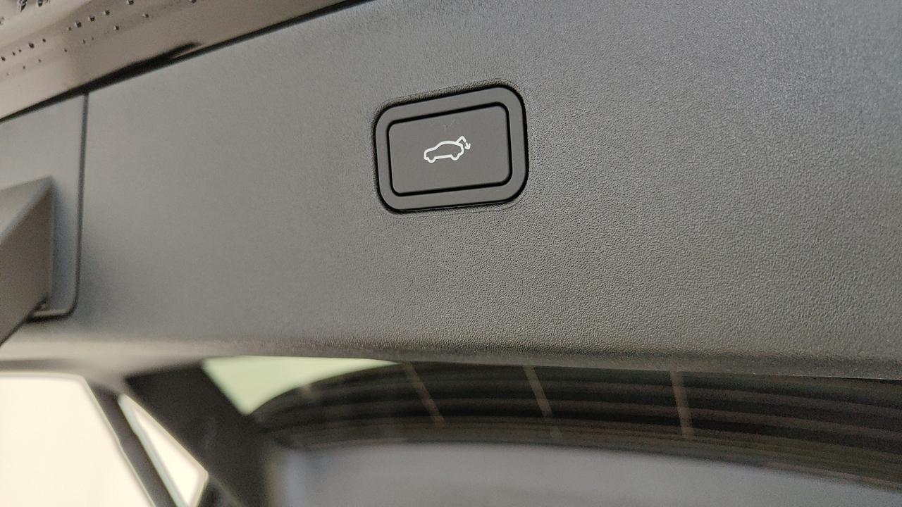 VOLVO EX30 Single Motor Extended Range Ultra rwd