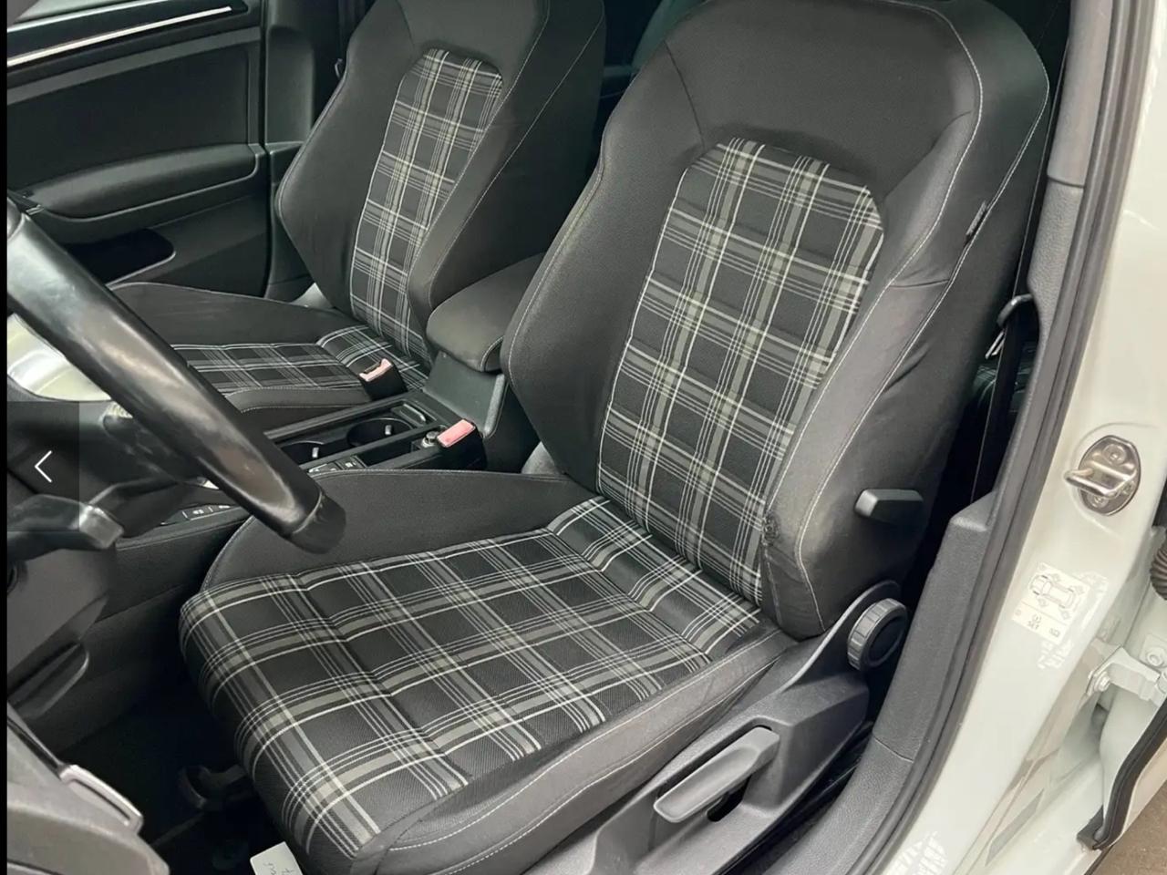 Volkswagen Golf Business GTD 2.0 TDI 5p. 4 Free BlueMotion Tech.