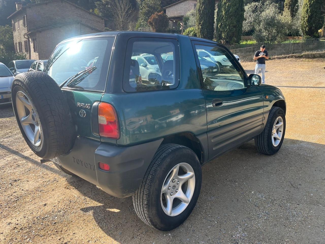 Toyota RAV 4 2.0 Benzina - Suv - 4x4