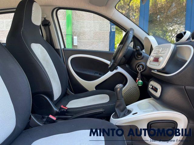 SMART ForFour 1.0 PASSION 71CV VOLANTE MULTIFUNZIONE BLUETOOTH