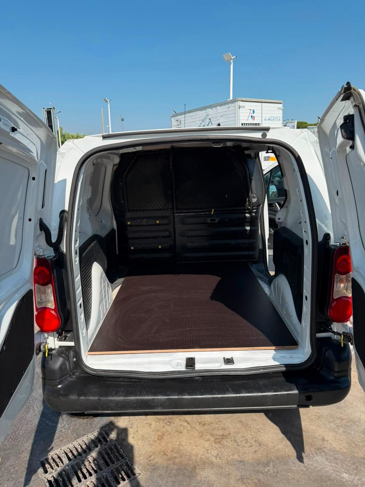 Peugeot Partner BlueHDi 75 L1 Furgone Pro