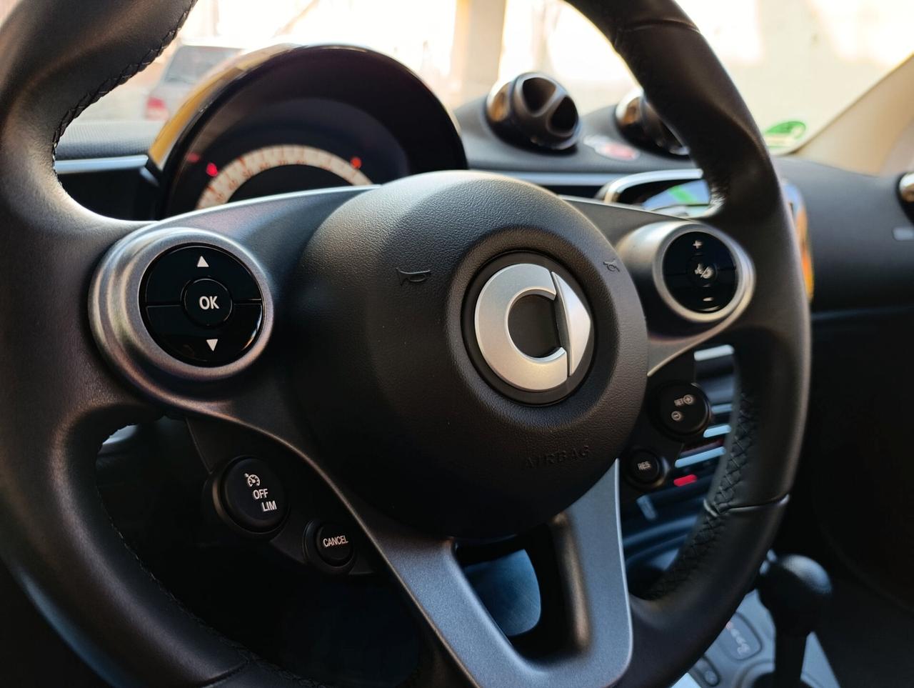 Smart ForTwo 70 1.0 twinamic Prime KM 30.755 tagliandati Mercedes Benz