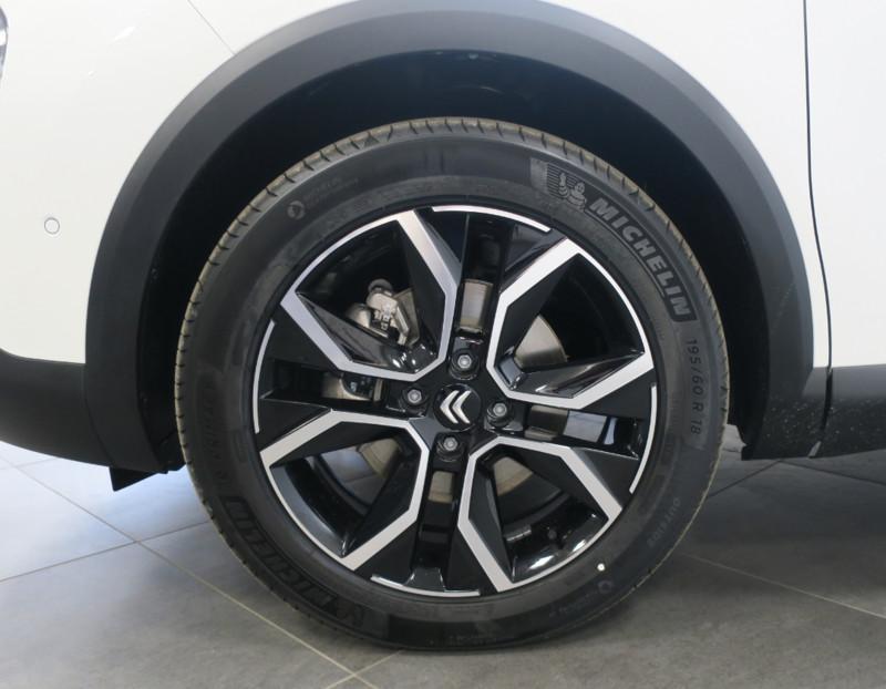 Citroën e-C4 X motore elettrico 100kW Shine