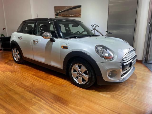 MINI Cooper D 1.5 Cooper D Business XL 5 porte CAMBIO AUTOMATICO