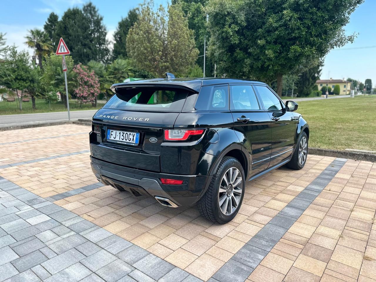 Range Rover Evoque 2.0 TD4 150 CV 5p. HSE Dynamic Black edition