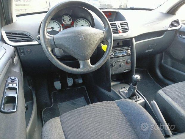 PEUGEOT 207 1.4 8V 75CV SW X Line ECO GPL