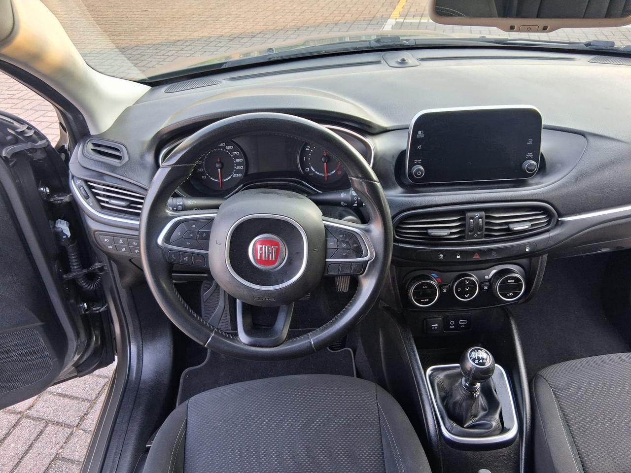 Fiat Tipo 1.4 T-Jet 120CV GPL SW Lounge