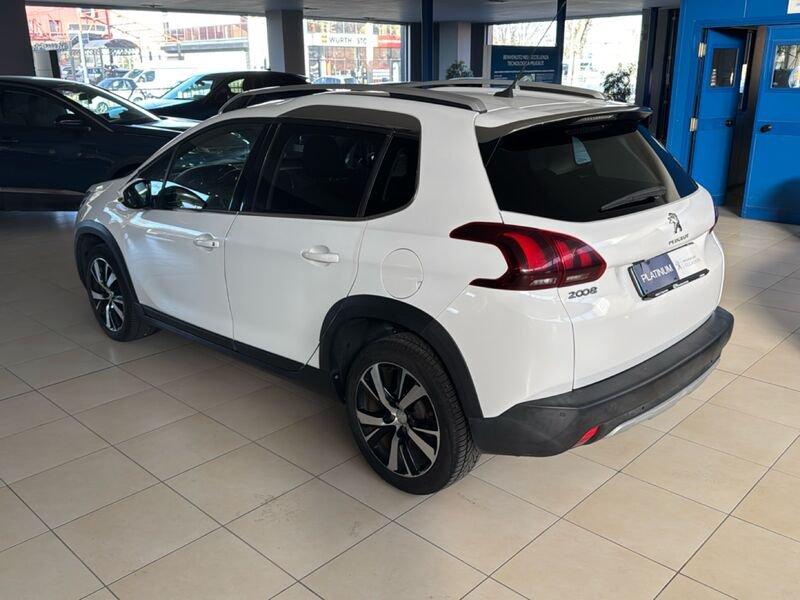 Peugeot 2008 BlueHDi 100cv Allure
