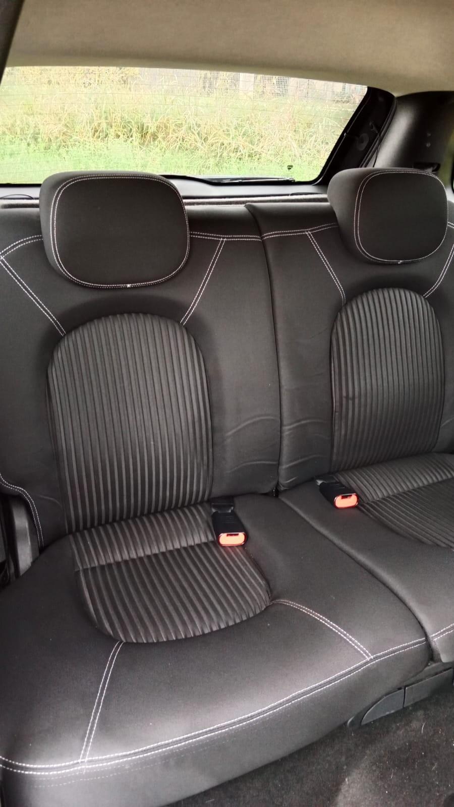 Lancia Ypsilon 1.4 16V Sport MomoDesign