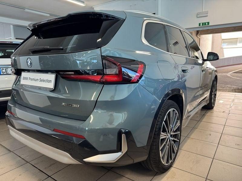 BMW iX1 xDrive 30