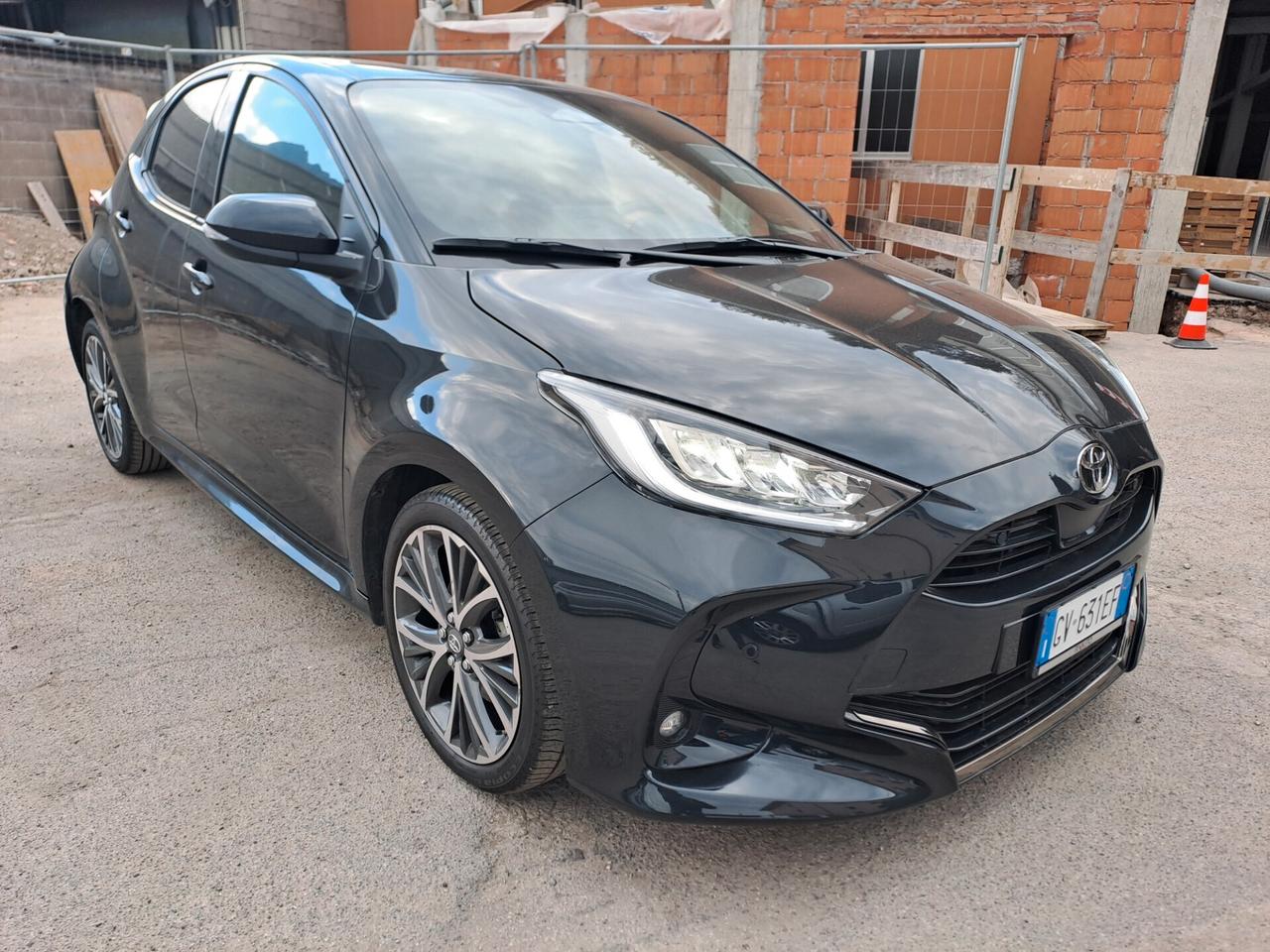 TOYOTA YARIS 1.5 HYBRID *SINISTRATA* GARANZIA 2027