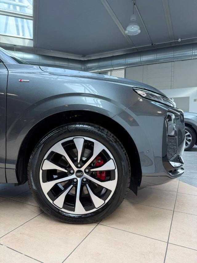 AUDI Q3 2.0 tdi S line 150cv S-tronic