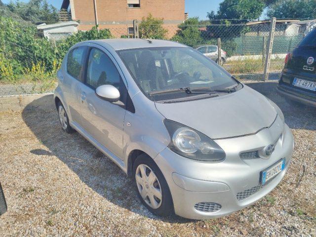 TOYOTA Aygo 1.0 12V VVT-i 5 porte Now Connect