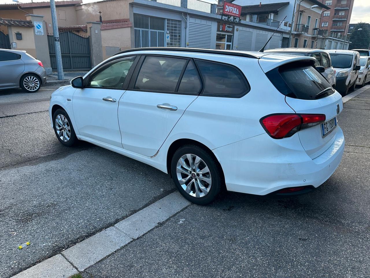 Fiat Tipo 1.4 SW Lounge