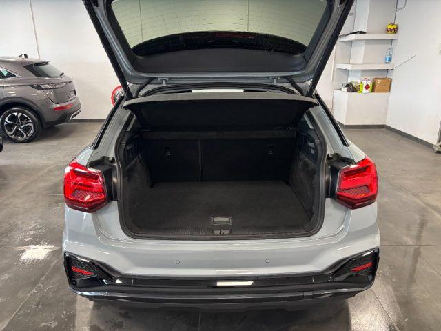 AUDI Q2 35 TDI S line Edition Identity Black S tronic