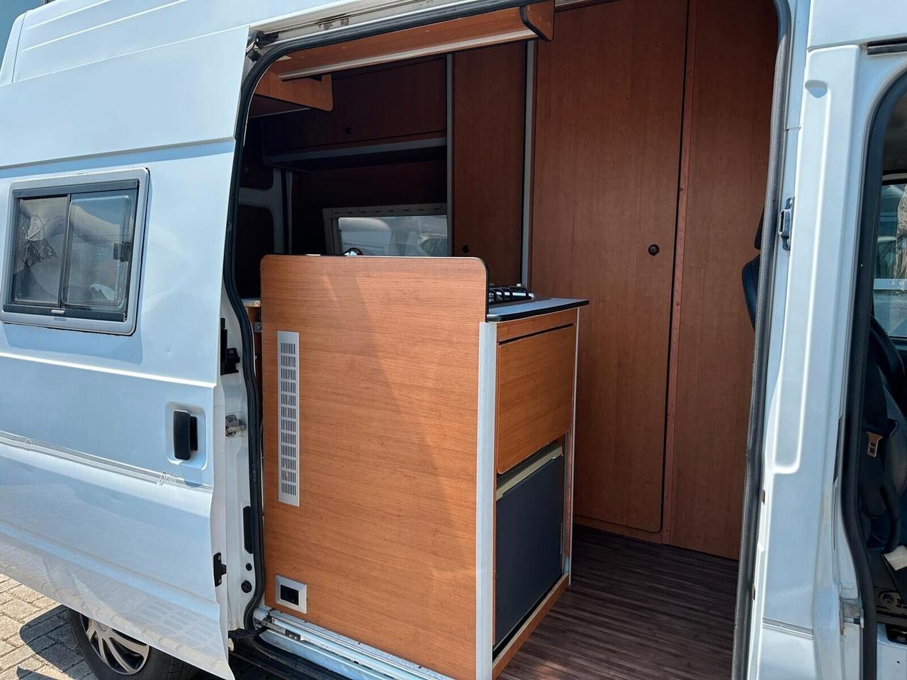FORD TRANSIT CAMPER