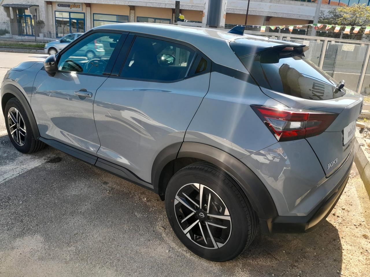 Nissan Juke 1.0 DIG-T 114 CV DCT N-Connecta
