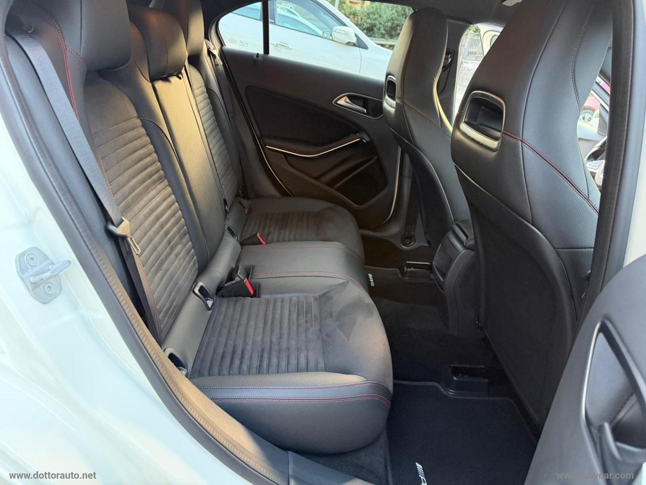 MERCEDES-BENZ A 200 d Automatic 4Matic Premium