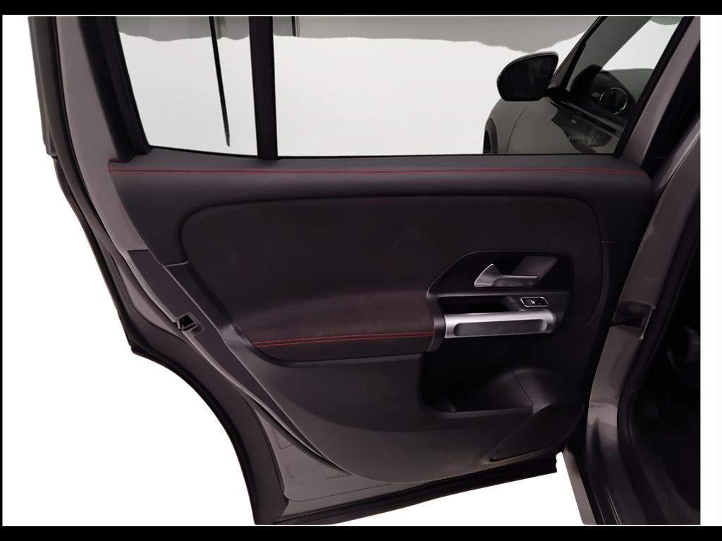 Mercedes-Benz GLB - X247 2019 - GLB 200 d Premium auto