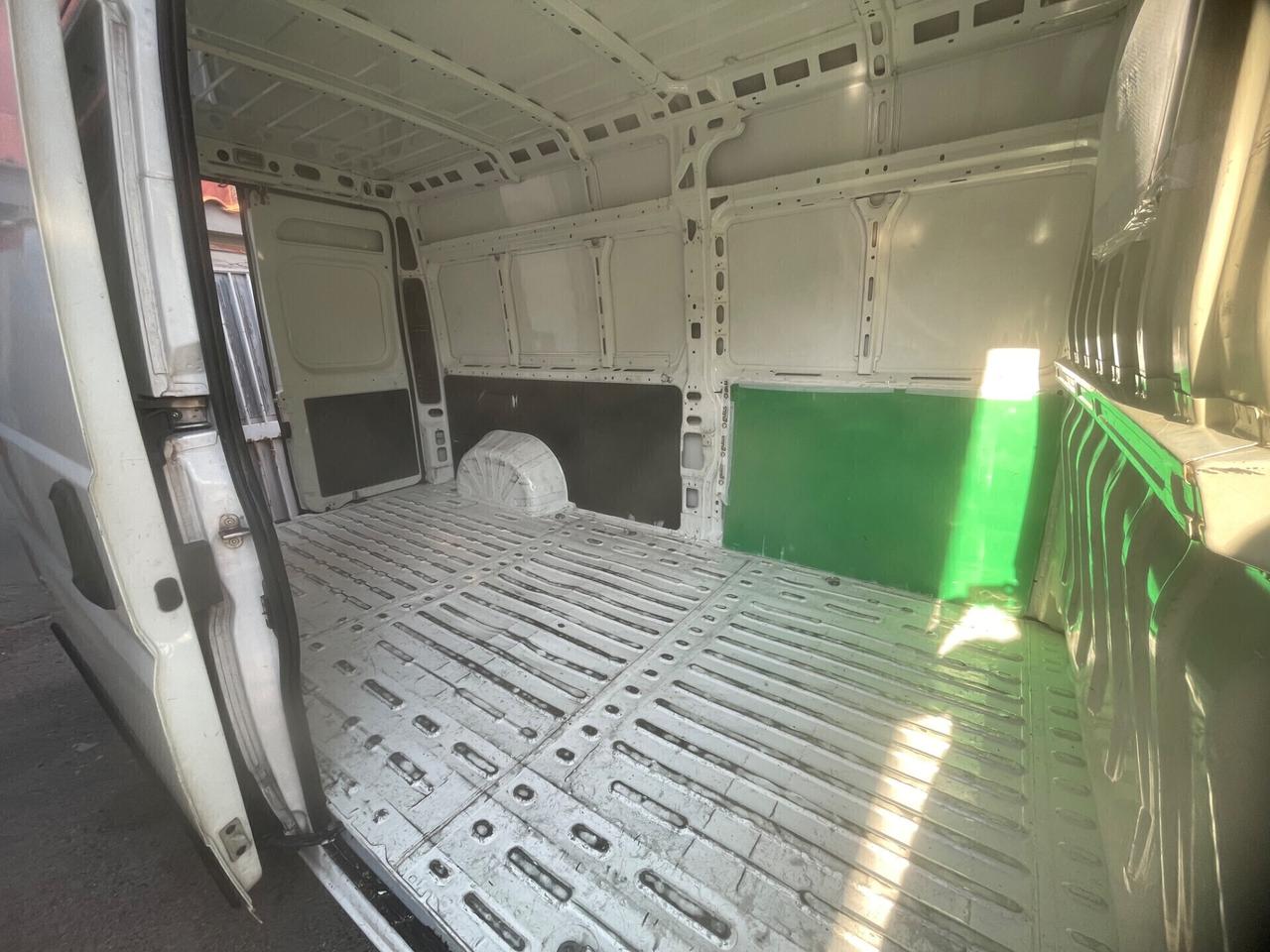 Peugeot BOXER 2.0 BlueHDi 130CV H2 L3