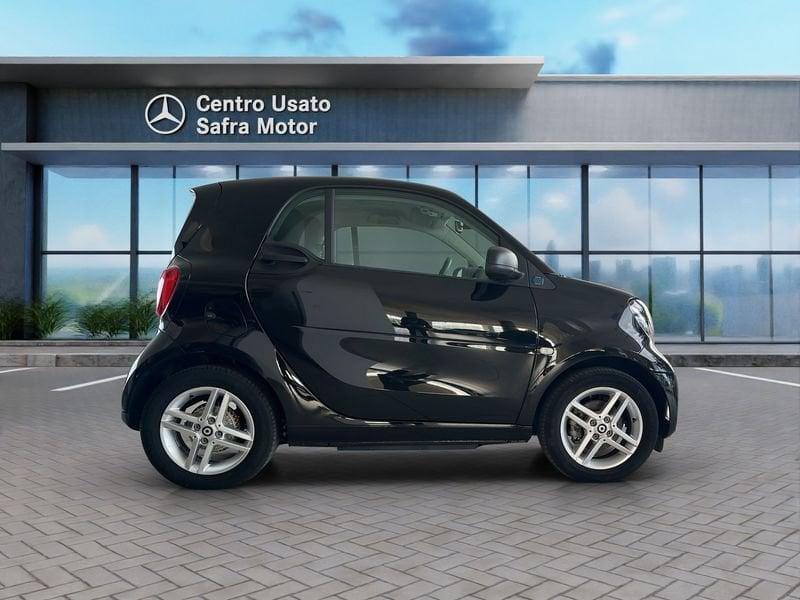 smart fortwo fortwo EQ Pure 22 KW