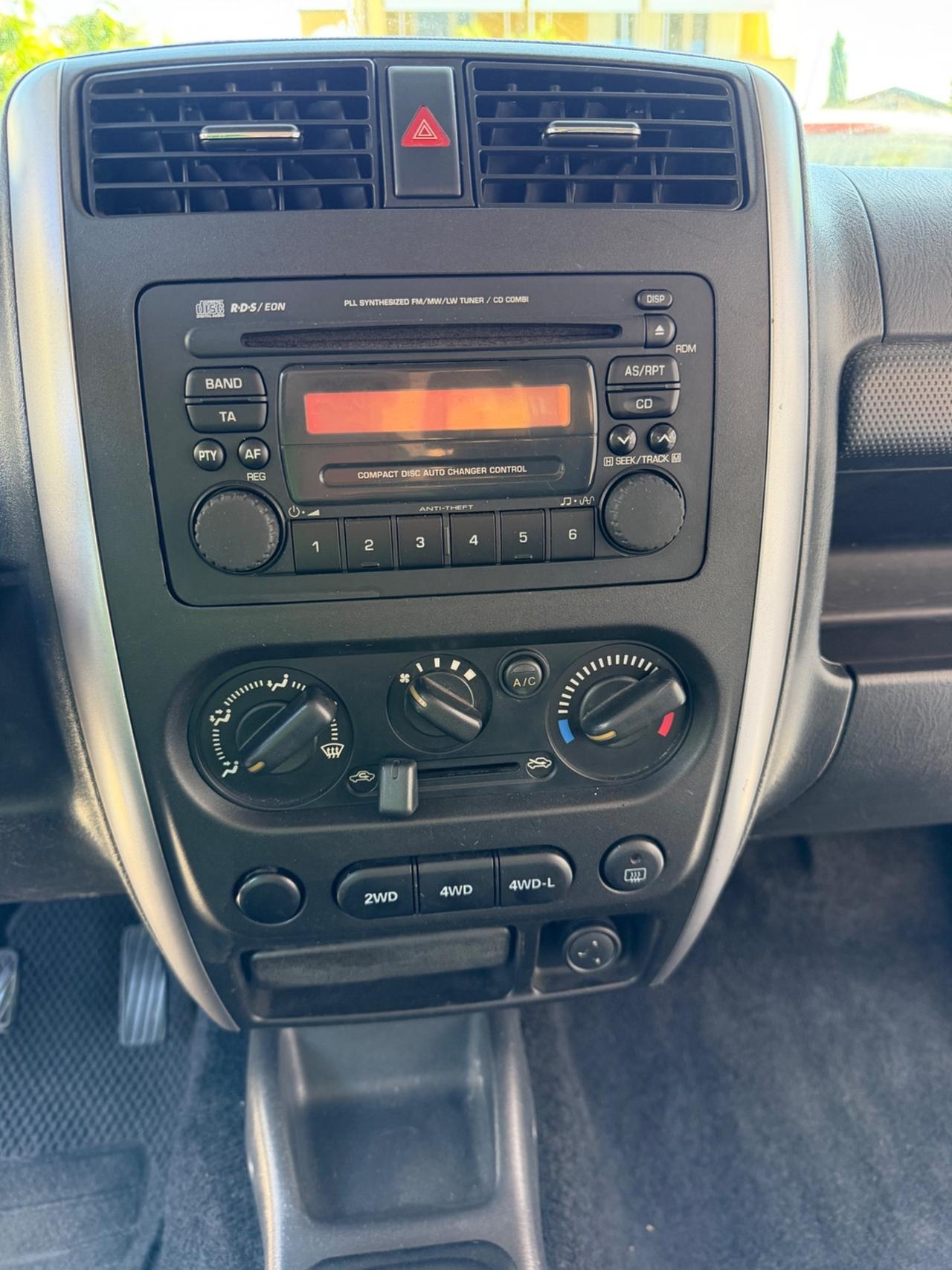 Suzuki Jimny 1.5 DDiS cat 4WD Special