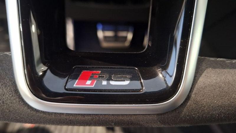 Audi A6 RS 6 Avant 4.0 TFSI V8 quattro tiptronic