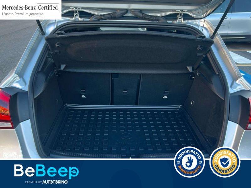 Mercedes-Benz Classe A A 200 D PREMIUM 4MATIC AUTO