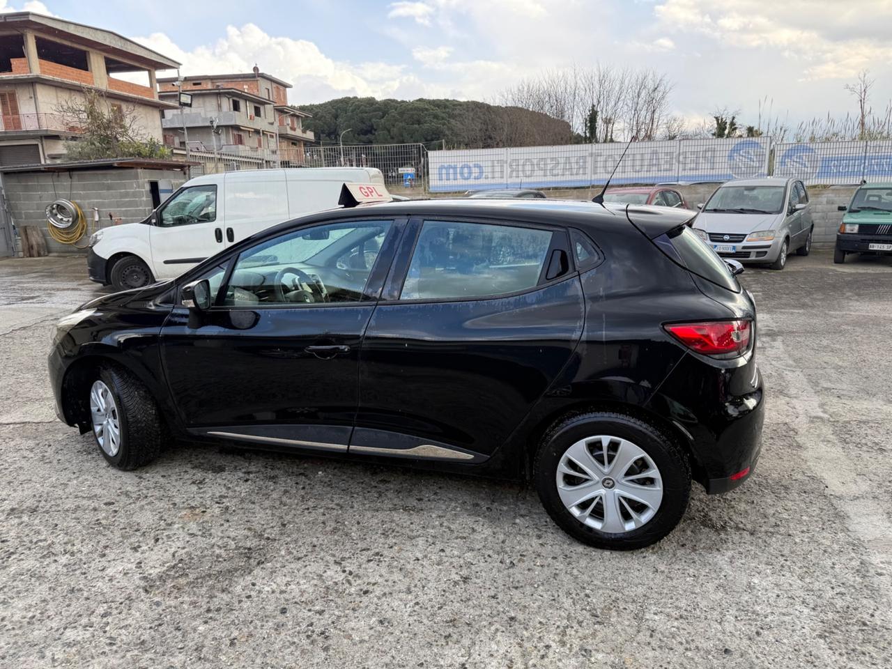 Renault Clio 1.2 75CV GPL 5 porte Van