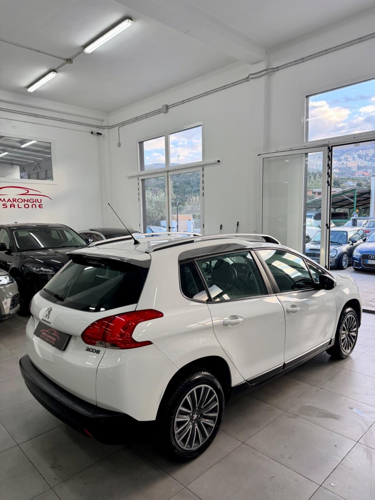 Peugeot 2008 1.2 VTi 82CV Allure FINANZIABILE
