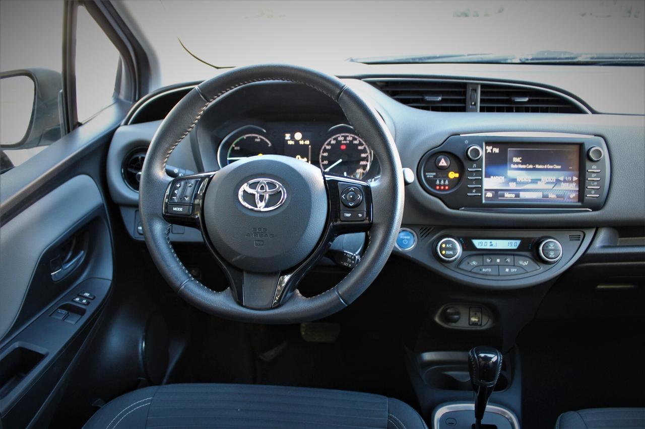 Toyota Yaris 1.5 Hybrid 5 porte Business