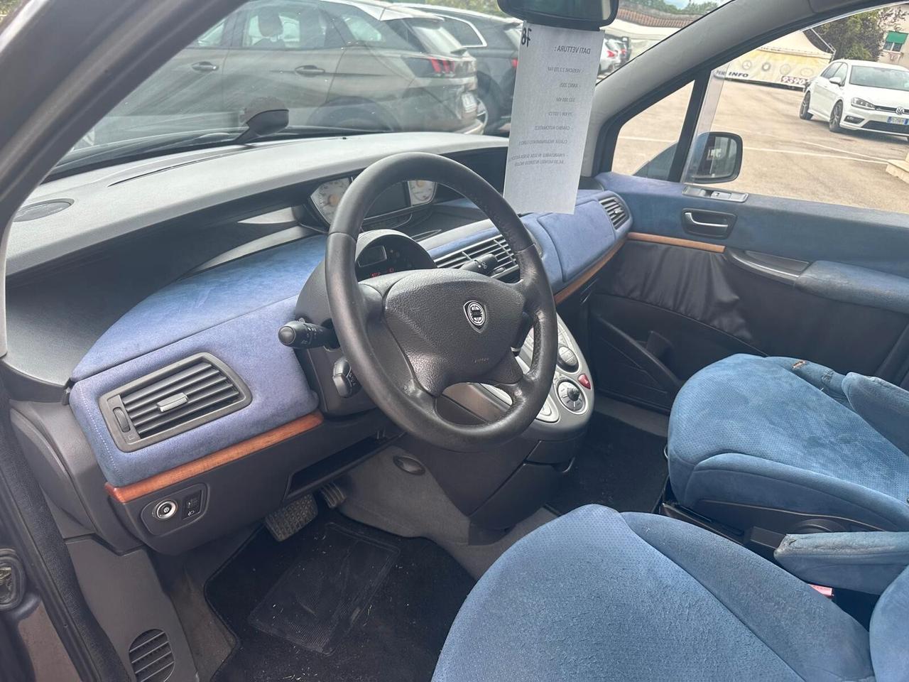 Lancia Phedra 2.2 JTD Emblema AUTOM. NEOPATENTATI 7P
