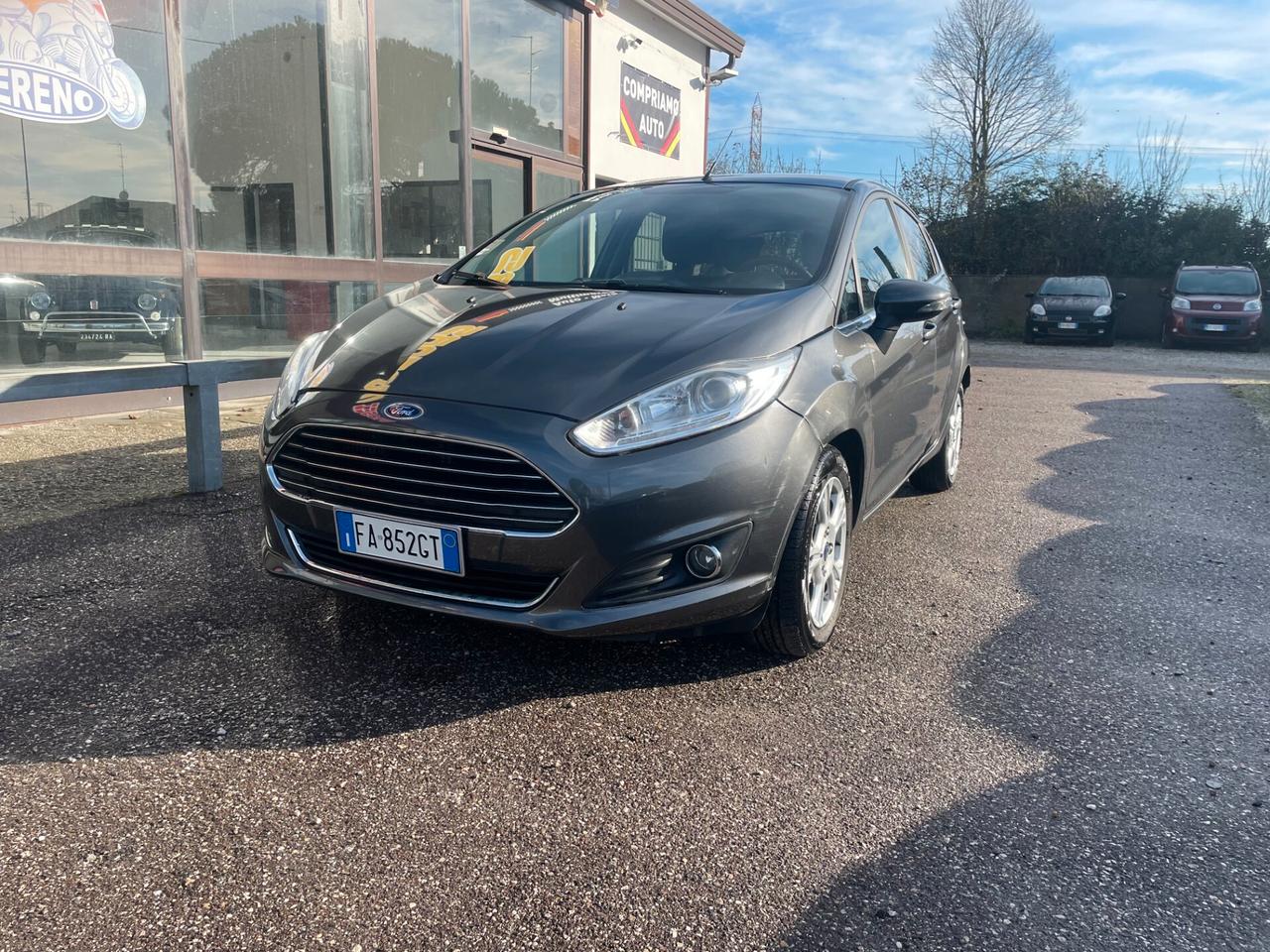 Ford Fiesta 1.5 TDCi 75CV 5PTitanium NEOPATENTATI