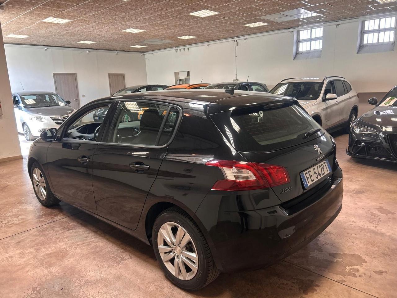 Peugeot 308 BlueHDi 150 S&S EAT6 Business