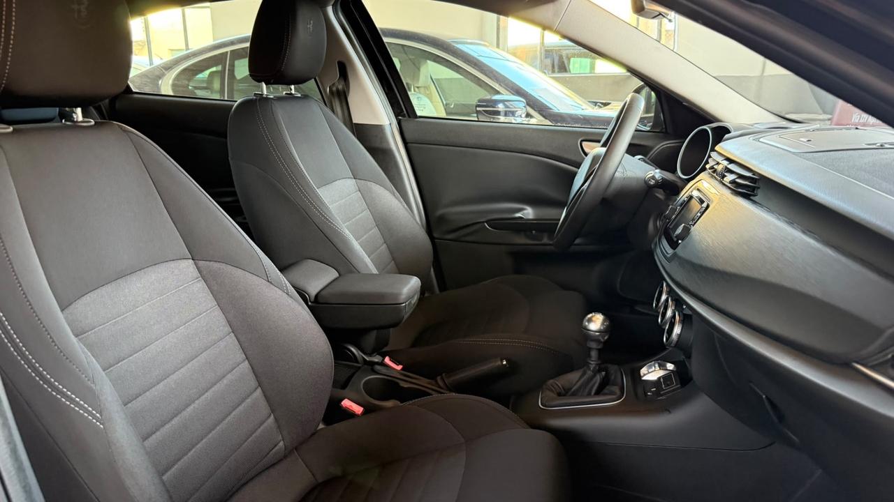 Alfa Romeo Giulietta 1.4 Turbo 120 CV GPL Super