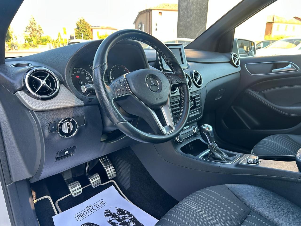 MERCEDES B180CDI 110CV PREMIUM SPORT MOT. MERCEDES