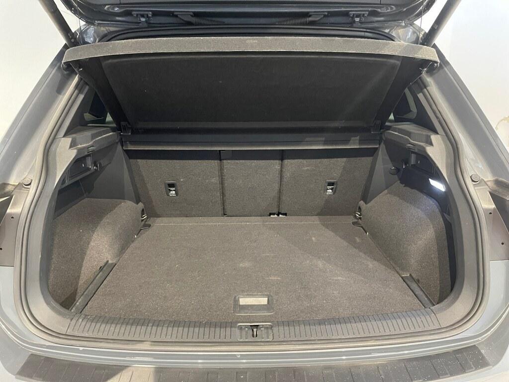 Volkswagen Tiguan 1.5 TSI 150CV DSG R-Line Black Pack - GANCIO TRAINO