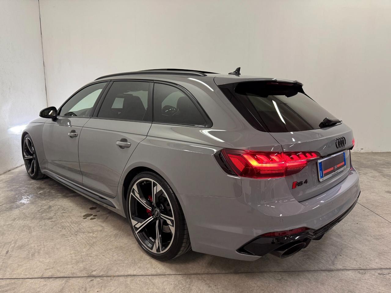 Audi RS4 Avant 2.9 Tfsi Quattro 450cv Tiptronic ITALIANA