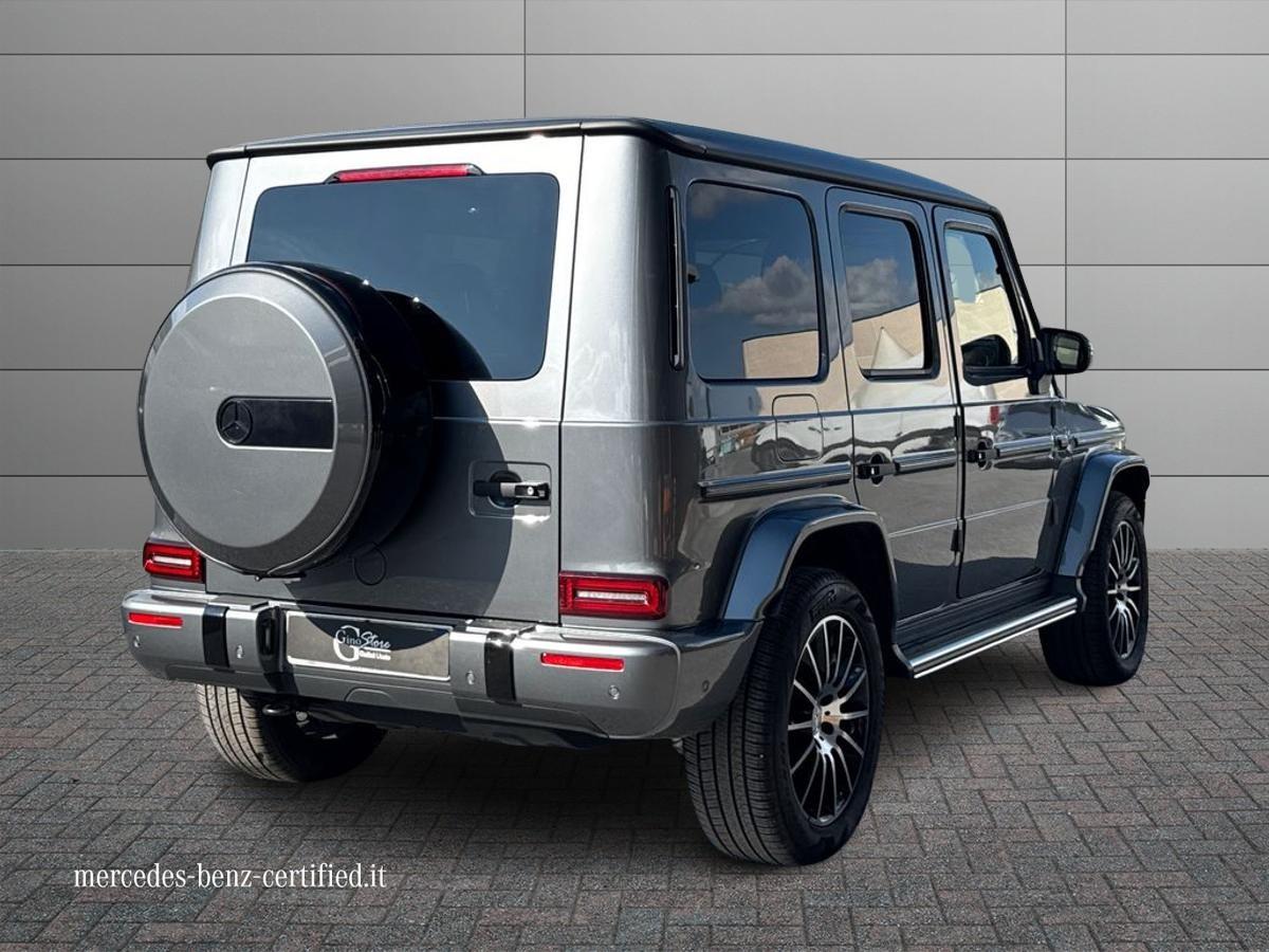 Mercedes-Benz G 400 d AMG Line 330cv auto