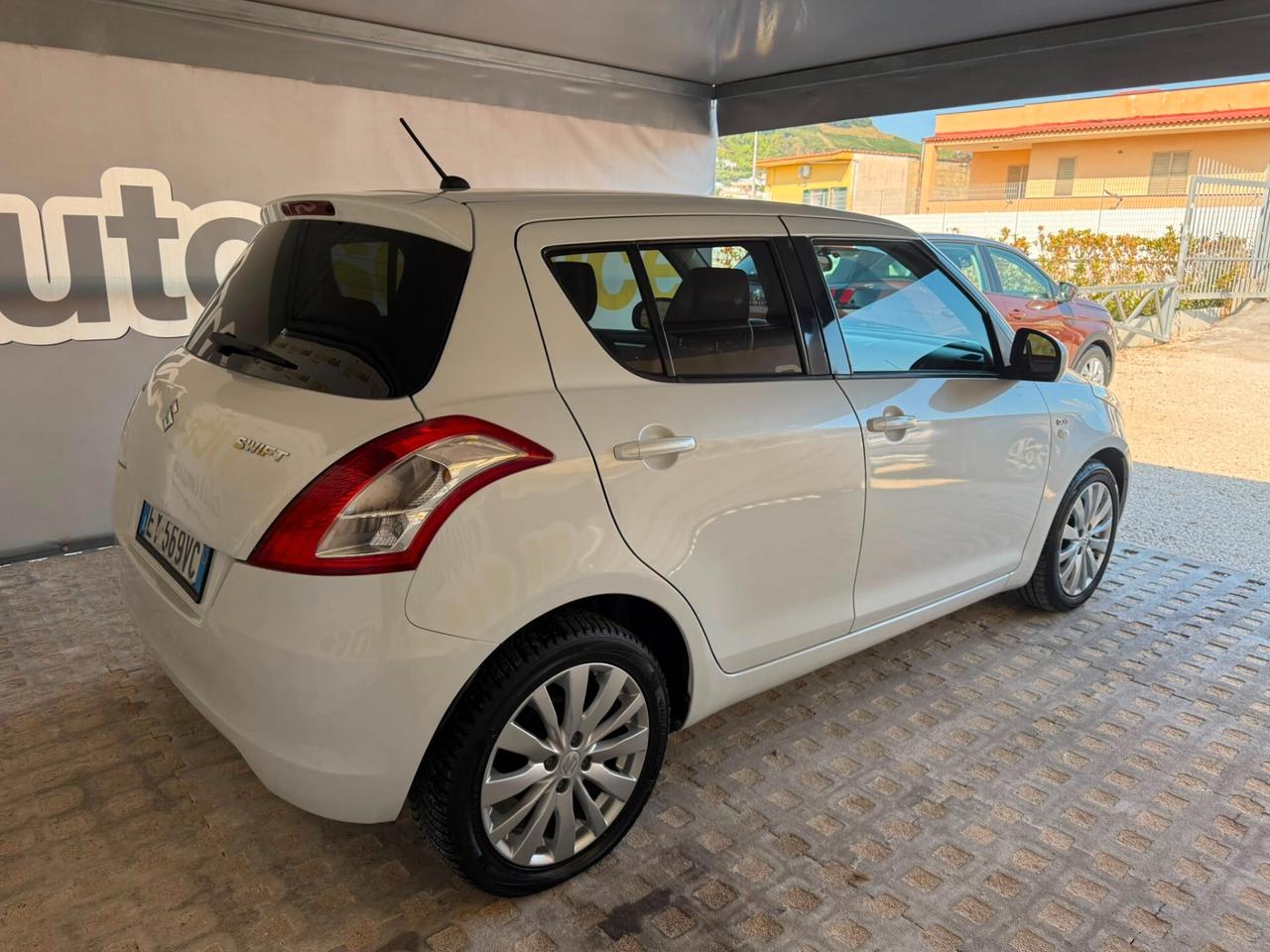 Suzuki Swift 1.3 DDiS 5 porte B-Cool