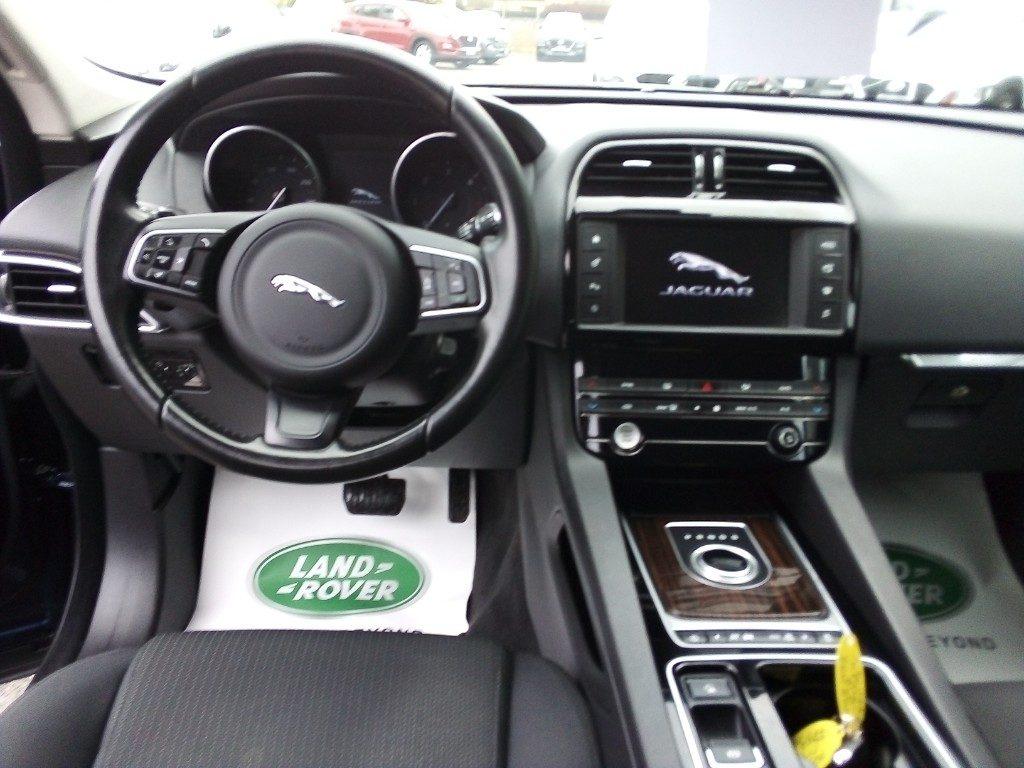 JAGUAR F-Pace (X761) F-Pace 2.0 D 180 CV ...