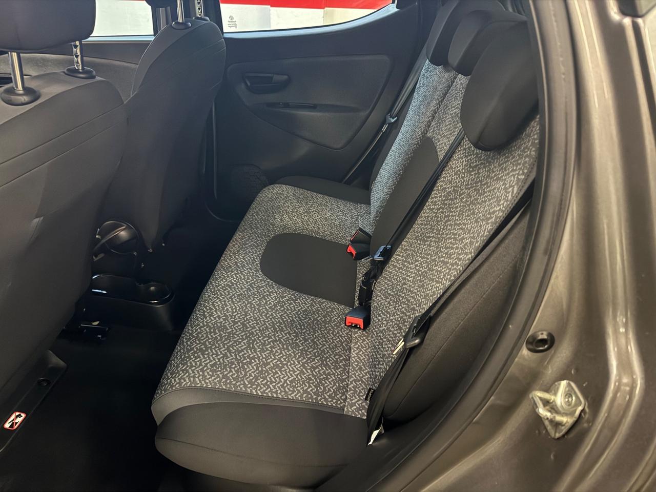 Lancia Ypsilon 1.0 FireFly 5 porte S&S Hybrid Silver Plus