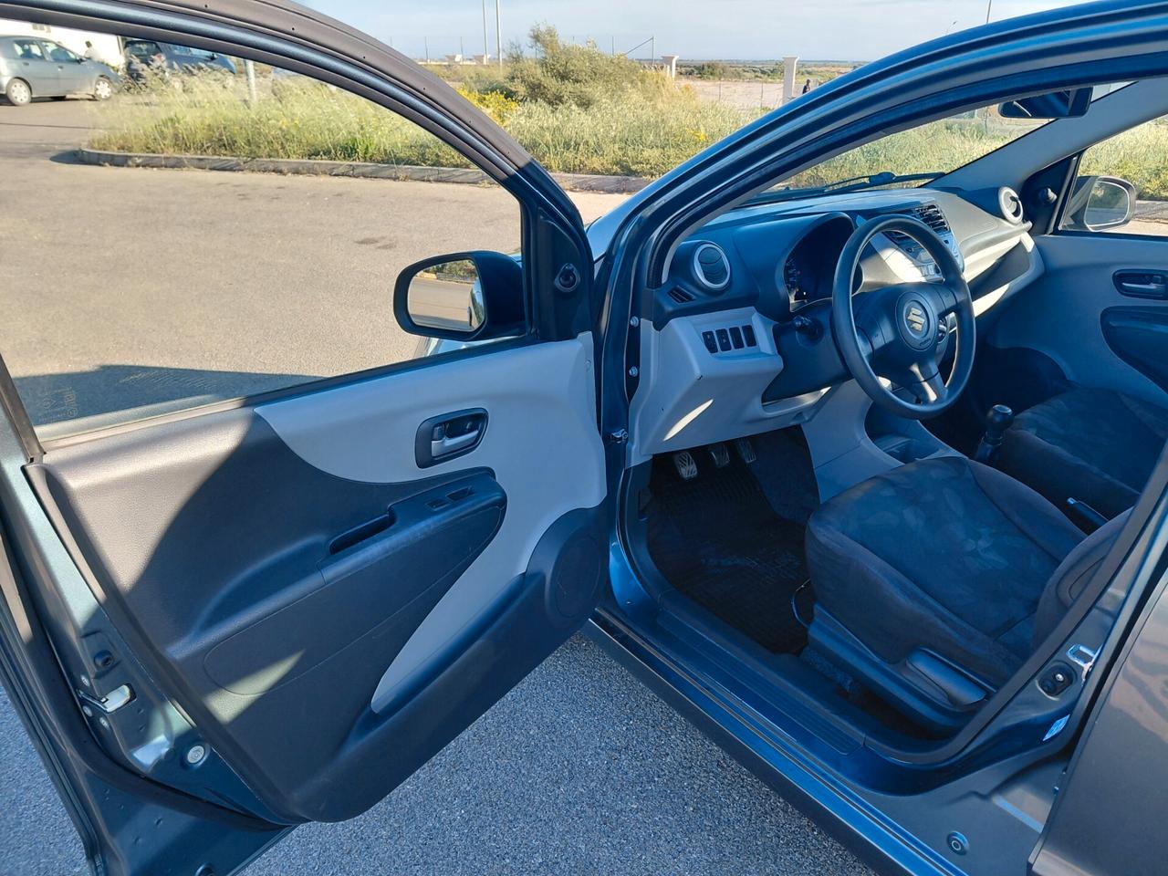 Suzuki Alto 1.0 L