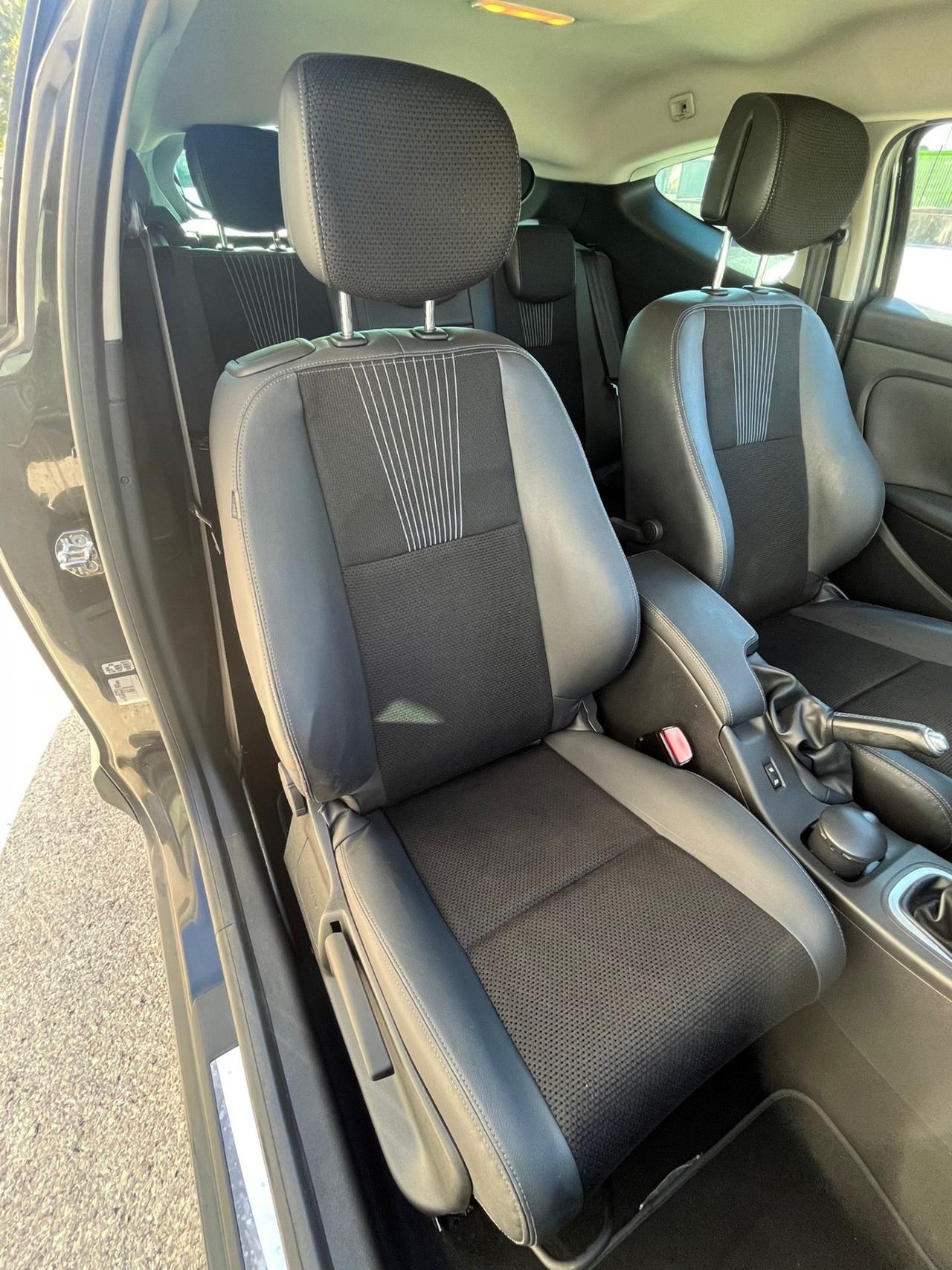 Renault Megane Coupé 1.5 dCi LUXE 158000 km